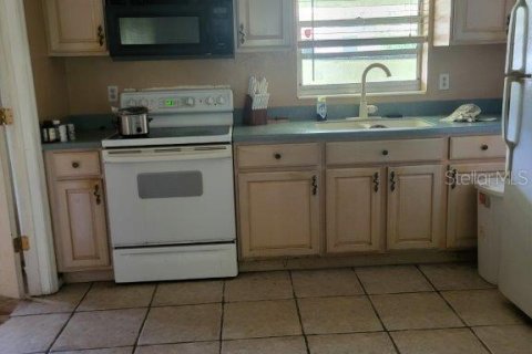 House in Sarasota, Florida 3 bedrooms, 140.28 sq.m. № 1824795 - photo 6