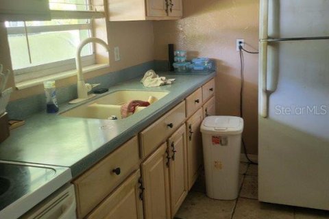 House in Sarasota, Florida 3 bedrooms, 140.28 sq.m. № 1824795 - photo 4