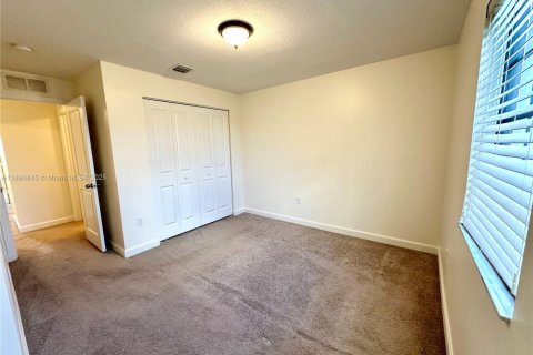 Touwnhouse à vendre à Miami, Floride: 3 chambres, 165.09 m2 № 1947760 - photo 19