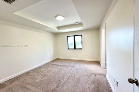 Touwnhouse à vendre à Miami, Floride: 3 chambres, 165.09 m2 № 1947760 - photo 14