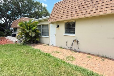 Condo in Pinellas Park, Florida, 1 bedroom  № 1838472 - photo 22