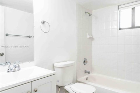 Снять в аренду квартиру в Майами-Бич, Флорида 2 спальни, 92.9м2, № 1943803 - фото 21