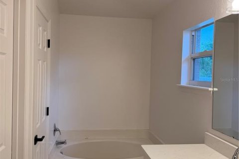 House in Orlando, Florida 3 bedrooms, 138.61 sq.m. № 1771946 - photo 22