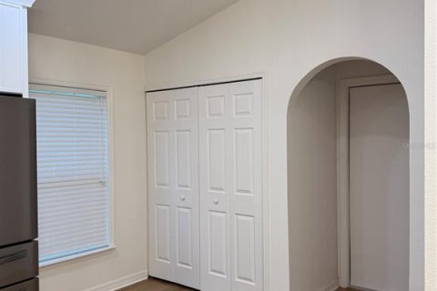 House in Orlando, Florida 3 bedrooms, 138.61 sq.m. № 1771946 - photo 11