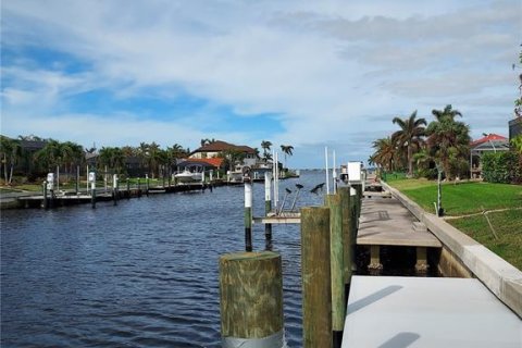Terreno en venta en Punta Gorda, Florida № 1520935 - foto 2