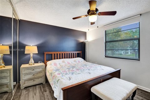 Condo in Davie, Florida, 2 bedrooms  № 2067445 - photo 14