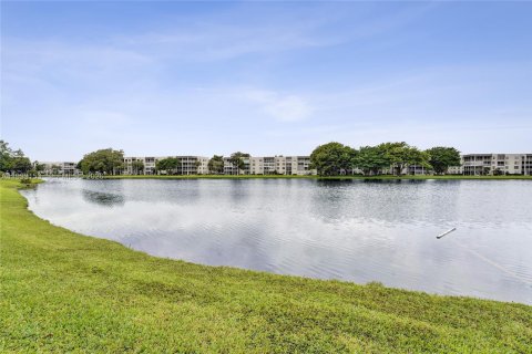 Condo in Davie, Florida, 2 bedrooms  № 2067445 - photo 5