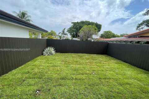 Villa ou maison à louer à Miami, Floride: 2 chambres № 1941205 - photo 27