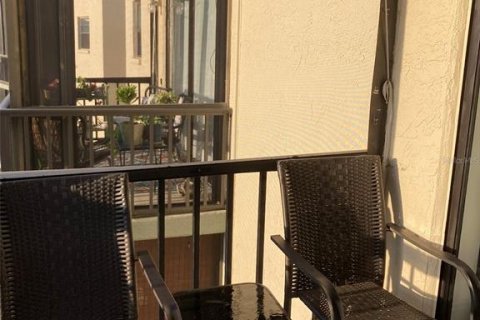 Condo in Saint Petersburg, Florida, 2 bedrooms  № 1658653 - photo 27