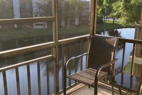 Condo in Saint Petersburg, Florida, 2 bedrooms  № 1658653 - photo 26