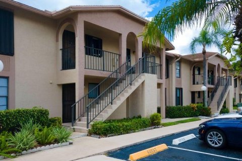 Condo in Boca Raton, Florida, 2 bedrooms  № 1117864 - photo 1