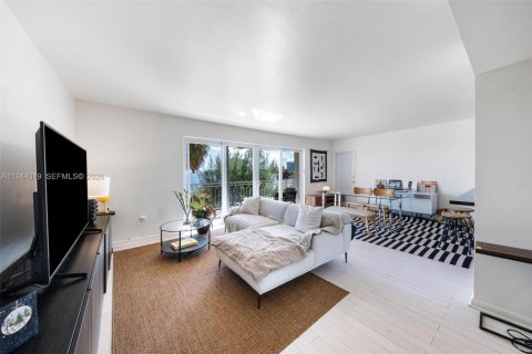 Copropriété à vendre à Miami, Floride: 2 chambres, 126.16 m2 № 2001175 - photo 3