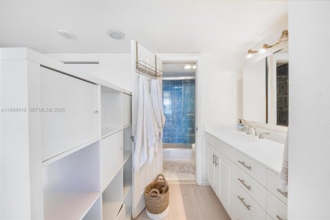 Copropriété à vendre à Miami, Floride: 2 chambres, 126.16 m2 № 2001175 - photo 17