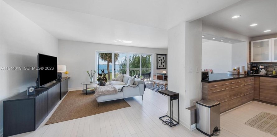 Condo à Miami, Floride, 2 chambres  № 2001175