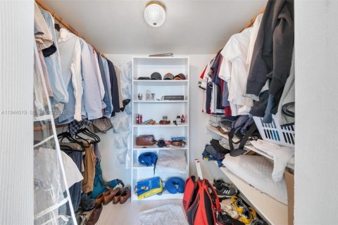 Copropriété à vendre à Miami, Floride: 2 chambres, 126.16 m2 № 2001175 - photo 19