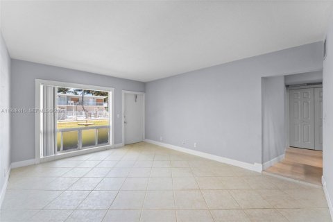 Condominio en alquiler en Pompano Beach, Florida, 1 dormitorio, 59.36 m2 № 1997417 - foto 6