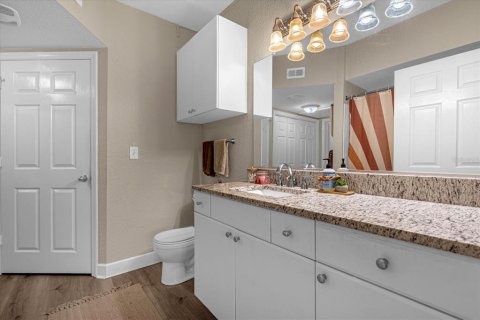 Condo in Orlando, Florida, 1 bedroom  № 1853546 - photo 15