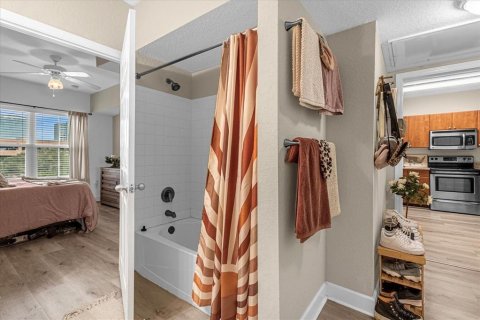Condo in Orlando, Florida, 1 bedroom  № 1853546 - photo 16