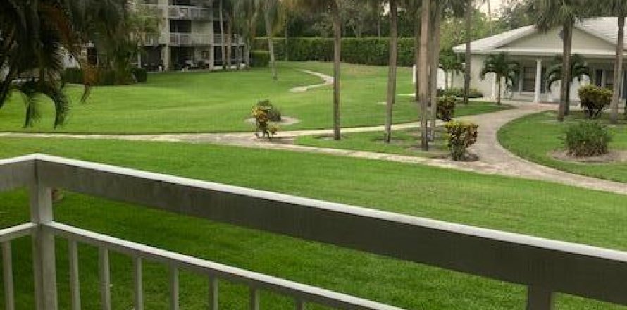 Condominio en West Palm Beach, Florida, 2 dormitorios  № 1182009