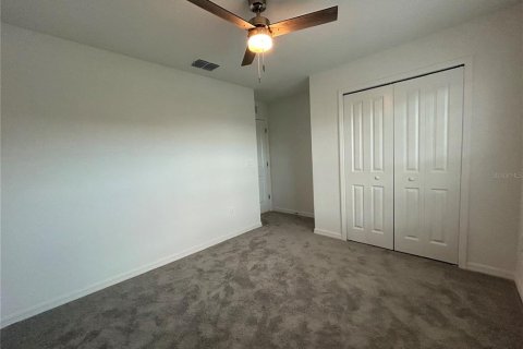Villa ou maison à louer à Wimauma, Floride: 4 chambres, 179.86 m2 № 2110915 - photo 20