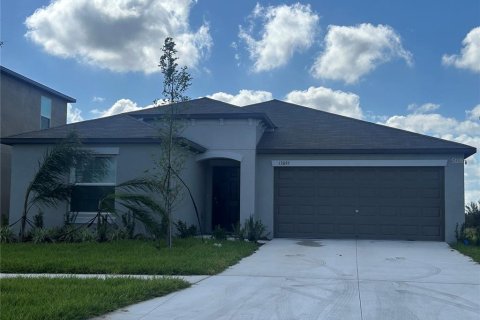 Villa ou maison à louer à Wimauma, Floride: 4 chambres, 179.86 m2 № 2110915 - photo 2