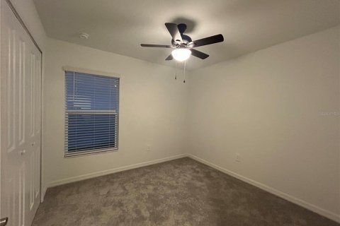 Villa ou maison à louer à Wimauma, Floride: 4 chambres, 179.86 m2 № 2110915 - photo 23