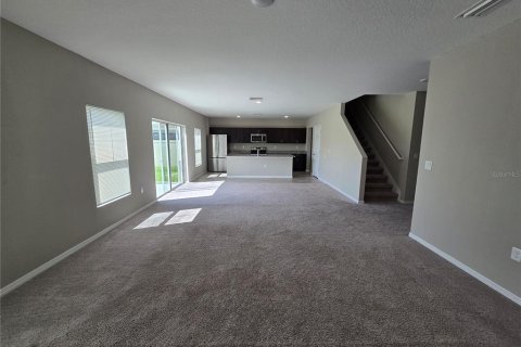 Casa en alquiler en Lakeland, Florida, 5 dormitorios, 268.02 m2 № 2284567 - foto 6
