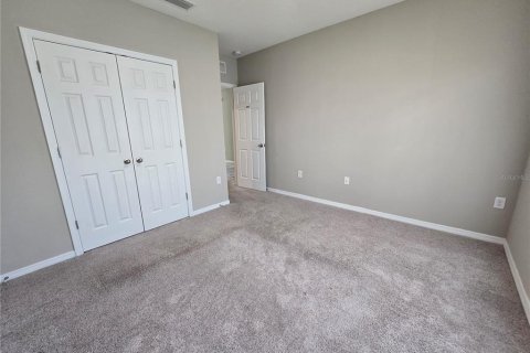 Casa en alquiler en Lakeland, Florida, 5 dormitorios, 268.02 m2 № 2284567 - foto 4
