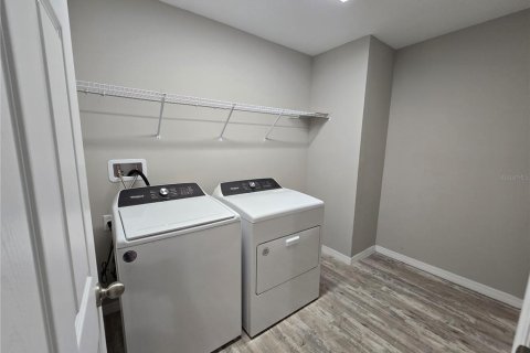 Casa en alquiler en Lakeland, Florida, 5 dormitorios, 268.02 m2 № 2284567 - foto 16