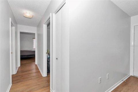 House in Ocala, Florida 2 bedrooms, 102.19 sq.m. № 1746896 - photo 8