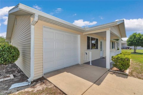 House in Ocala, Florida 2 bedrooms, 102.19 sq.m. № 1746896 - photo 3