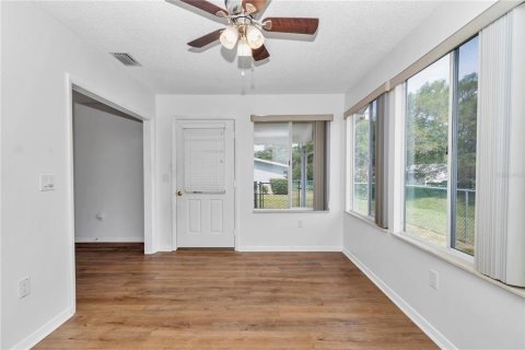 House in Ocala, Florida 2 bedrooms, 102.19 sq.m. № 1746896 - photo 21