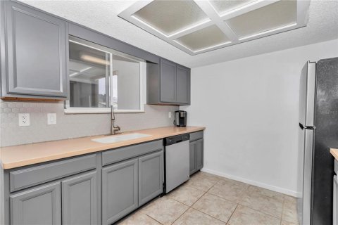 House in Ocala, Florida 2 bedrooms, 102.19 sq.m. № 1746896 - photo 19