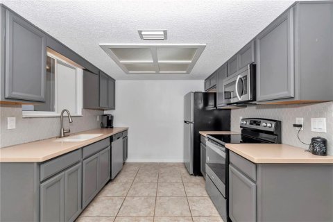 House in Ocala, Florida 2 bedrooms, 102.19 sq.m. № 1746896 - photo 17