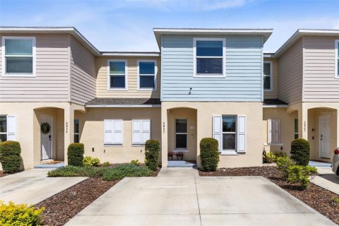 Touwnhouse à Kissimmee, Floride 3 chambres, 163.69 m2 № 2112667