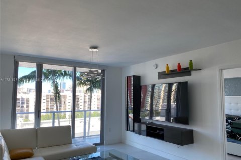 Condo in Sunny Isles Beach, Florida, 3 bedrooms  № 2012744 - photo 4