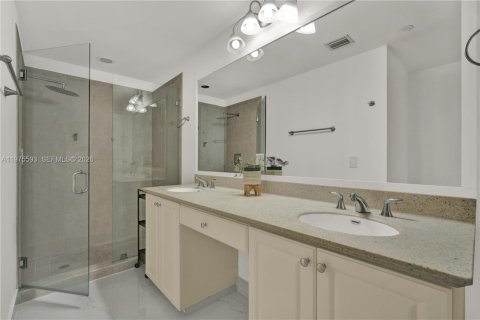 Copropriété à vendre à Aventura, Floride: 3 chambres, 153.29 m2 № 2154940 - photo 16