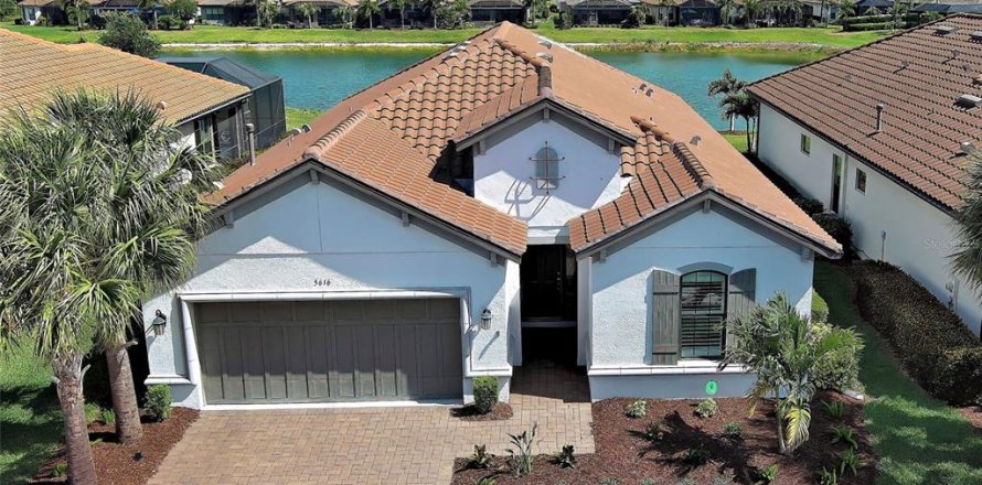 Villa ou maison à Nokomis, Floride 3 chambres, 175.77 m2 № 2287723