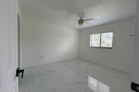 Appartement à louer à Fort Myers, Floride: 2 chambres, 74.41 m2 № 1845977 - photo 30