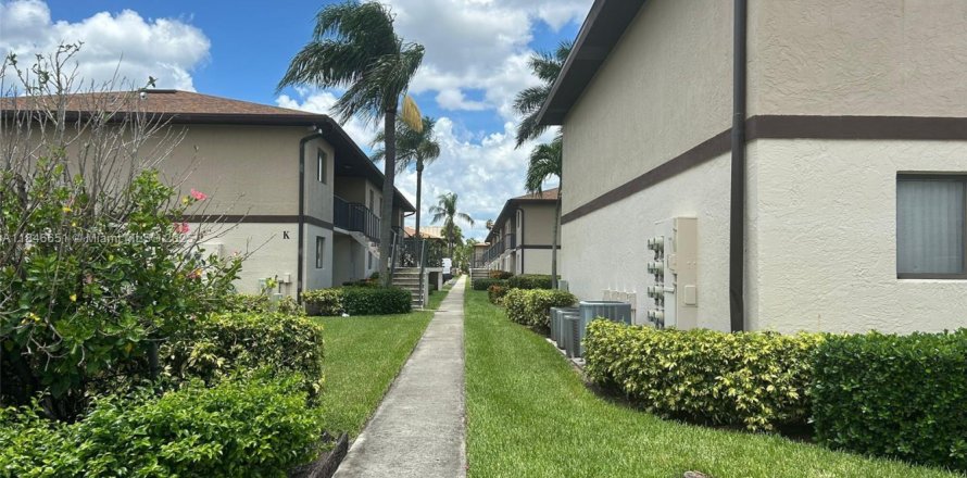 Appartement à Fort Myers, Floride 2 chambres, 74.41 m2 № 1845977
