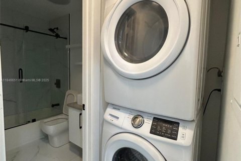 Appartement à louer à Fort Myers, Floride: 2 chambres, 74.41 m2 № 1845977 - photo 29