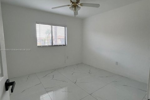 Appartement à louer à Fort Myers, Floride: 2 chambres, 74.41 m2 № 1845977 - photo 21