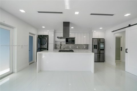 Copropriété à vendre à North Miami, Floride: 1 chambre, 57.6 m2 № 1710562 - photo 4