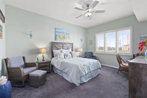 Condo in St. Lucie, Florida, 2 bedrooms № 2146710 - photo 10