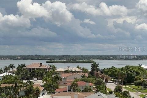 Condo in Clearwater, Florida, 2 bedrooms  № 1783441 - photo 11