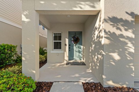 Casa en venta en Fish Hawk, Florida, 4 dormitorios, 206.8 m2 № 1914799 - foto 4