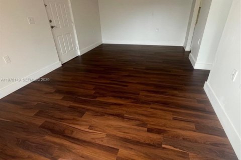 Copropriété à louer à West Palm Beach, Floride: 2 chambres, 65.77 m2 № 2042373 - photo 13