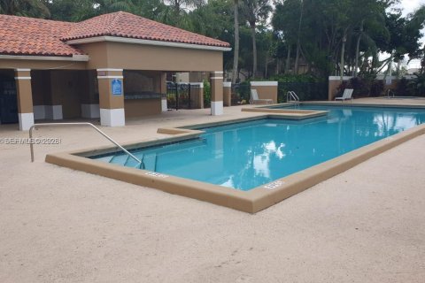 Copropriété à louer à West Palm Beach, Floride: 2 chambres, 65.77 m2 № 2042373 - photo 4