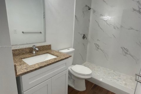 Copropriété à louer à West Palm Beach, Floride: 2 chambres, 65.77 m2 № 2042373 - photo 19