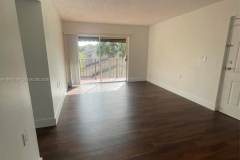 Copropriété à louer à West Palm Beach, Floride: 2 chambres, 65.77 m2 № 2042373 - photo 12